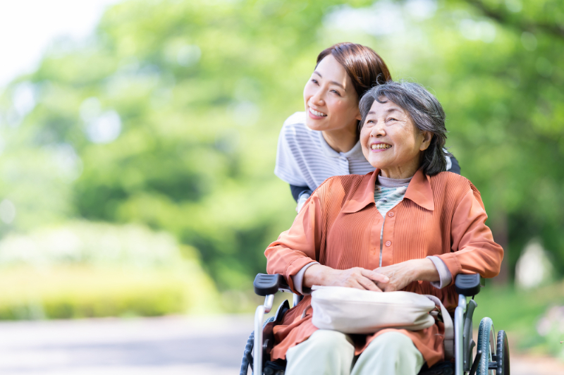 訪問介護で足りない部分は自費サービスで解決！料金と選び方のポイント